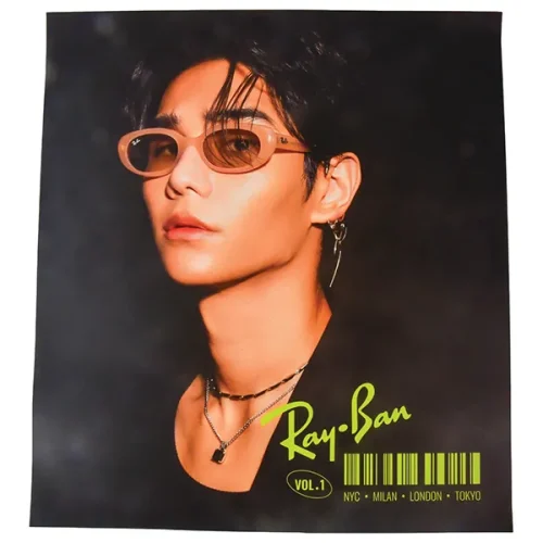 17. โปสเตอร์ และสิ่งพิมพ์ประเภทสื่อโฆษณา